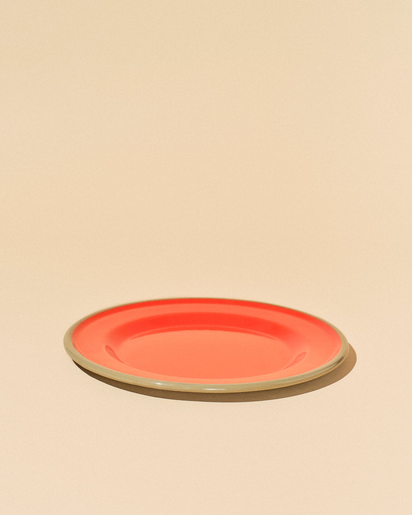 ENAMELWARE PLATE SET