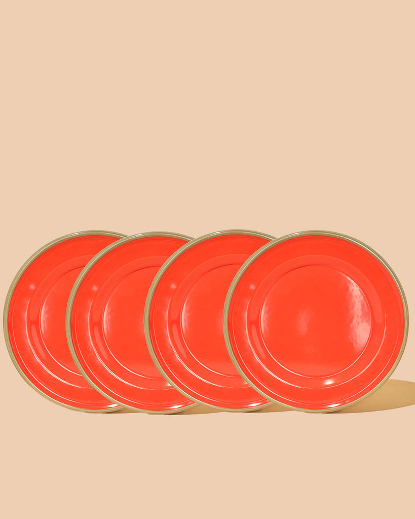 ENAMELWARE PLATE SET